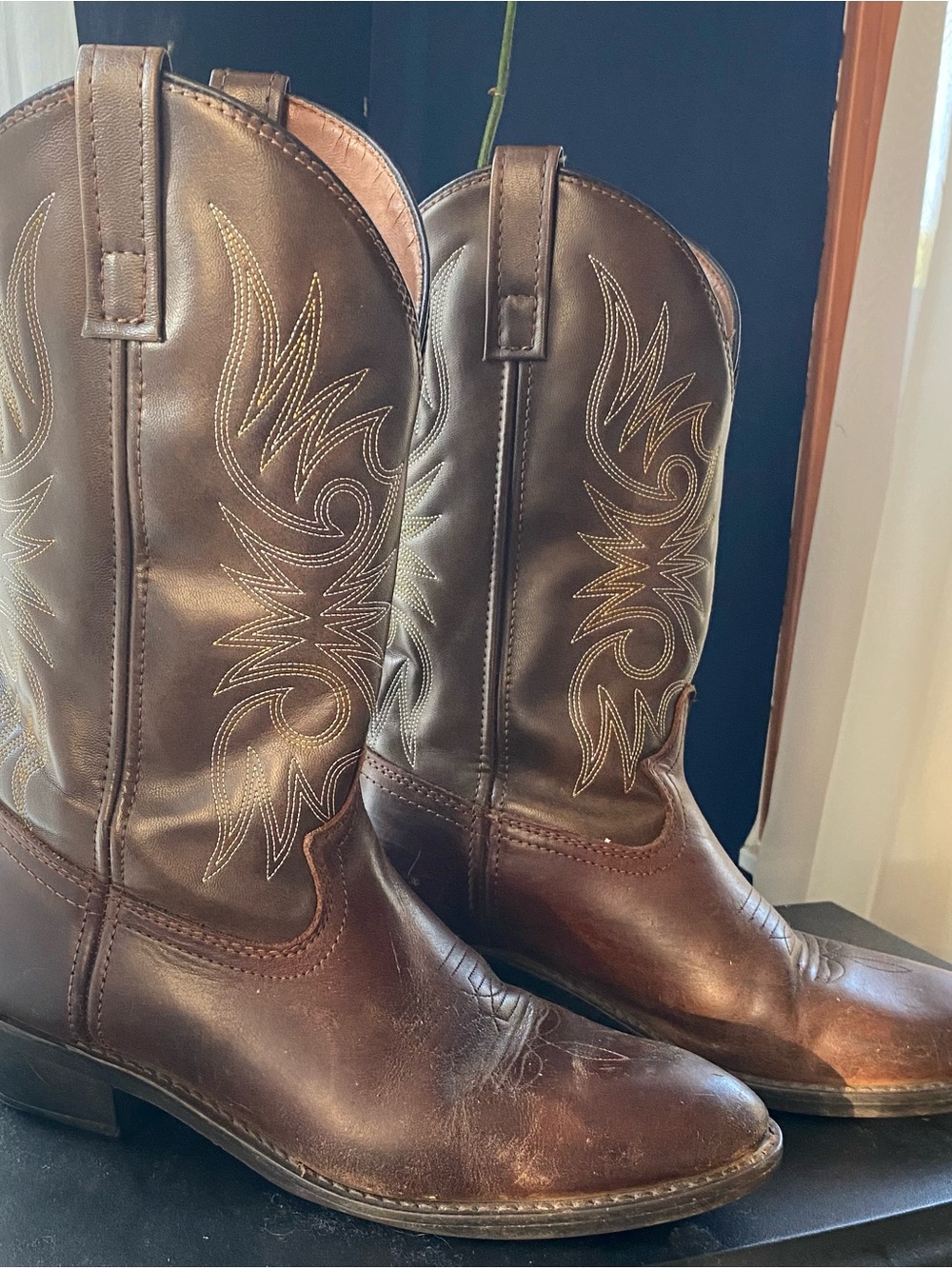 Laredo Dark Brown Western Embroidered Leather Cowboy Boots 4242